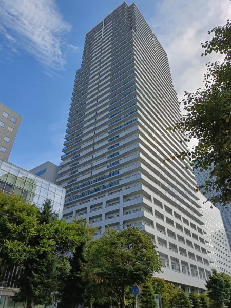 ８・３スクエアディーグラフォート札幌ステーションタワー