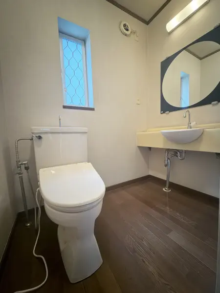 額田郡幸田町大字深溝字三角田28番