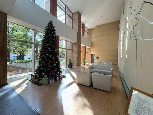 ローレルタワー難波