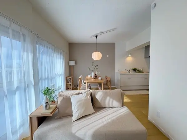 ホワイトキャッスル天神山