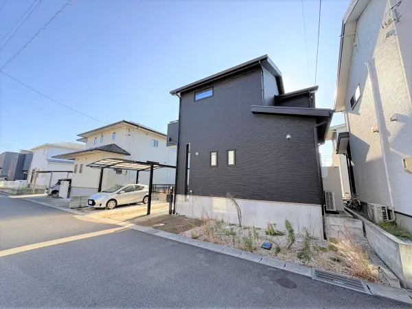 四日市市高花平五丁目　戸建