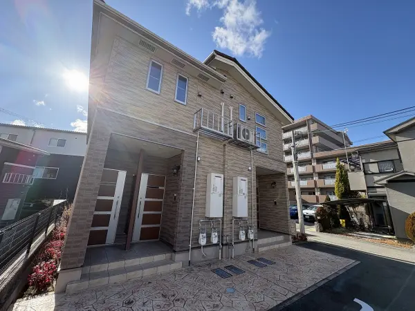 メゾン・デン１、メゾン・デン２