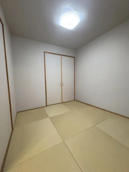 レ・ジェイド高槻古曽部