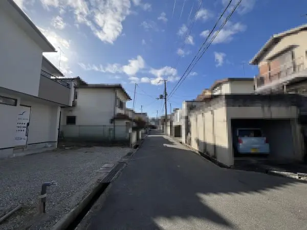 三木市志染町東自由が丘2丁目