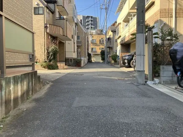 東京都北区志茂３丁目