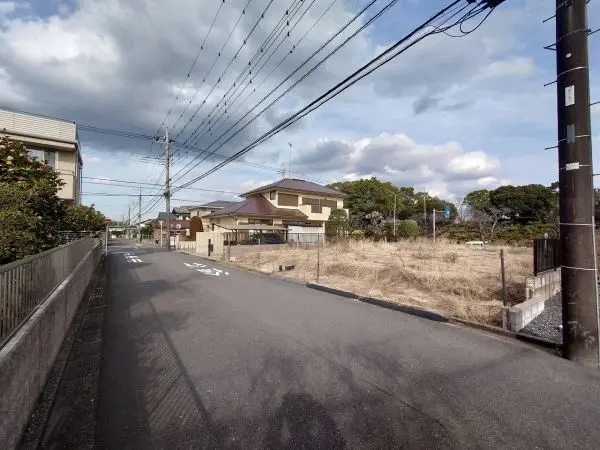 成田市中台六丁目　土地