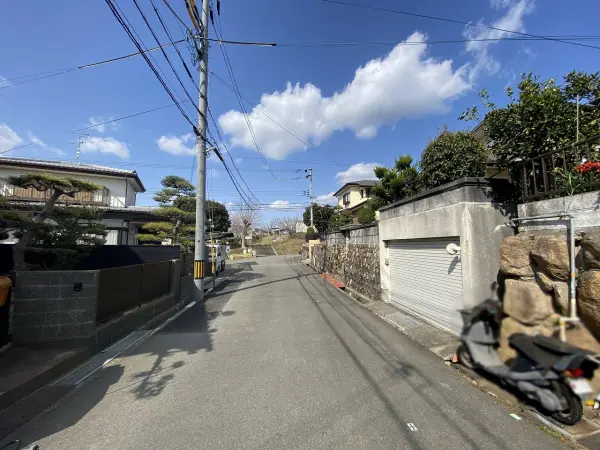 三木市緑が丘町東1丁目