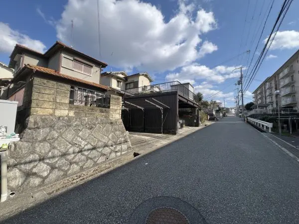 三木市志染町西自由が丘