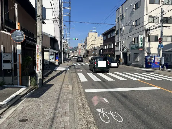 京都市上京区中立売通松屋町東入新元町220番2