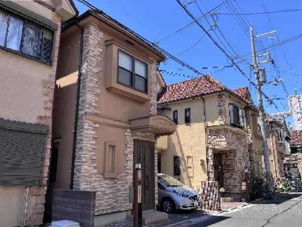 柏原市石川町6番26号
