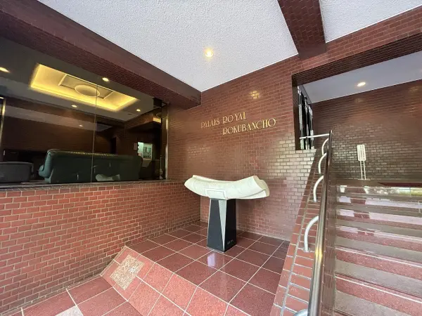 パレロワイヤル六番町