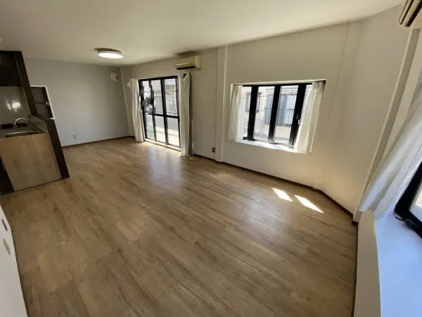 東大阪市上小阪三丁目9-4