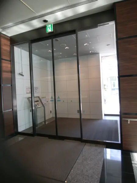 ８・３スクエアディーグラフォート札幌ステーションタワー