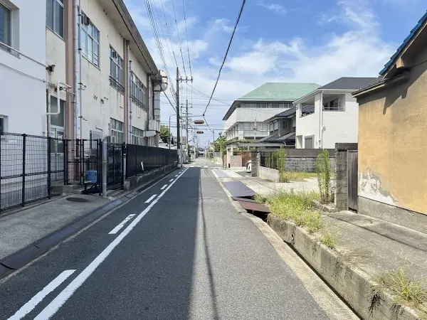 岸和田市南上町二丁目１３１番１