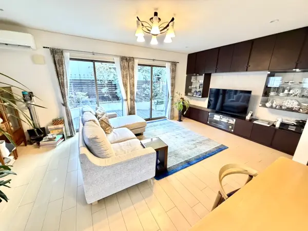 名古屋市名東区石が根町　中古戸建