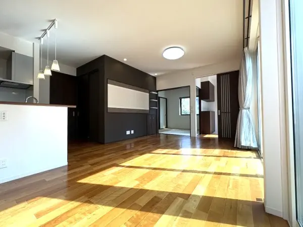 リビングダイニング