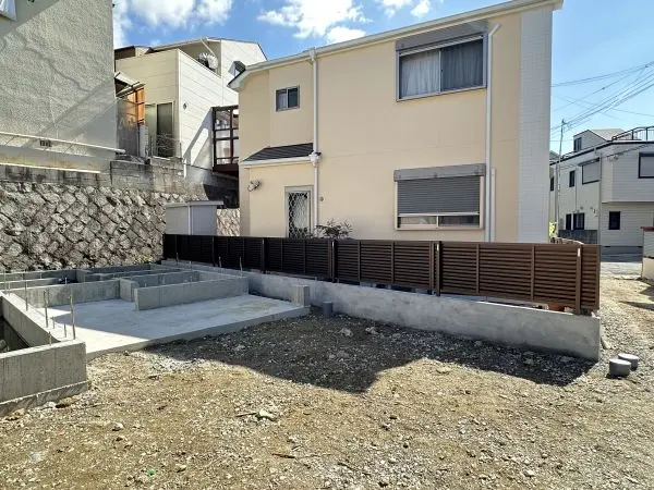 豊中市上野西二丁目　新築戸建