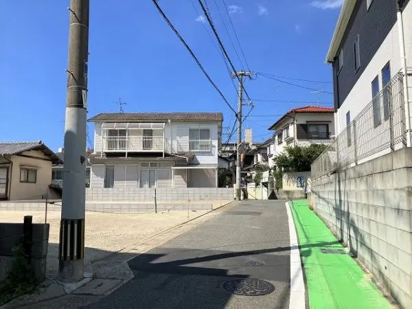 福岡市城南区長尾5丁目12番（2号地）