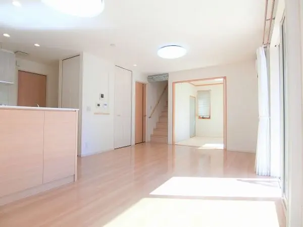 越谷市レイクタウン6丁目　スムストック