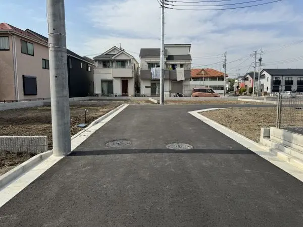 足立区神明三丁目　２号棟　新築戸建