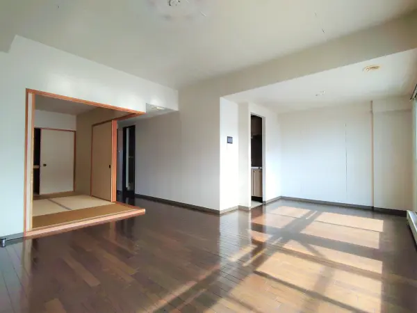 ロイヤルシャトー北広島