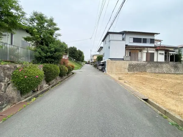 三木市緑が丘町東1丁目
