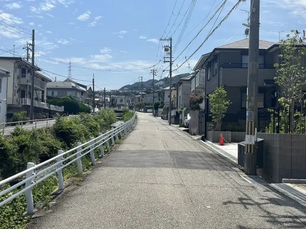 宝塚市宝梅二丁目　戸建