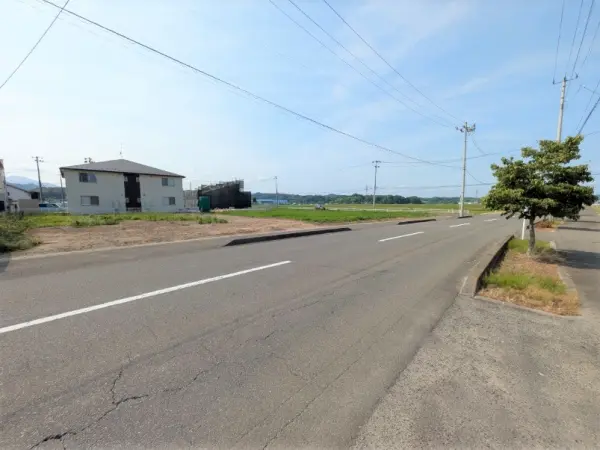 前面道路含む現地土地写真