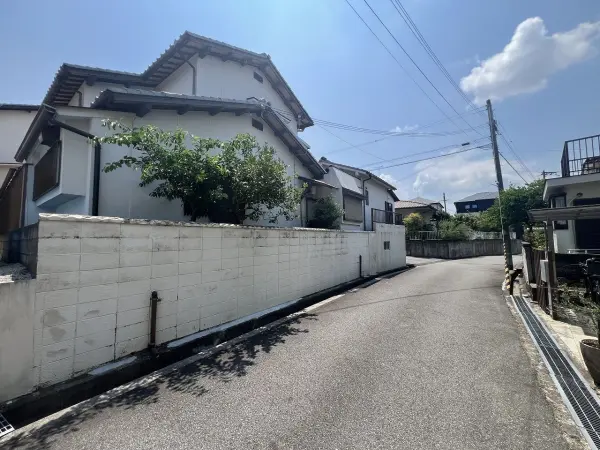 三木市志染町西自由が丘一丁目