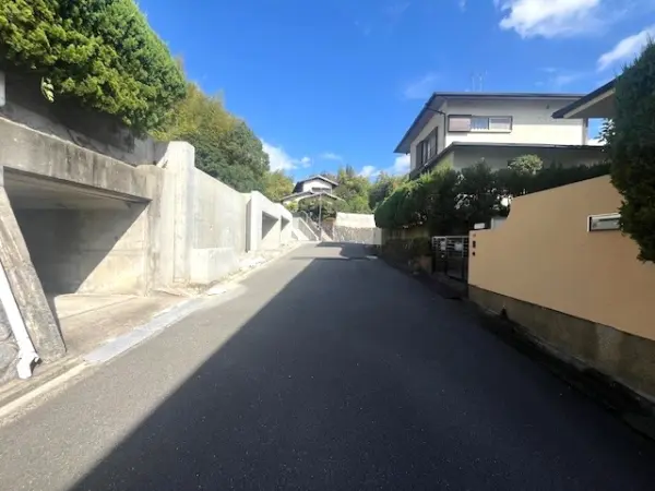 高槻市日吉台六番町1号地