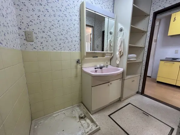 生野区中川西一丁目　連棟住宅