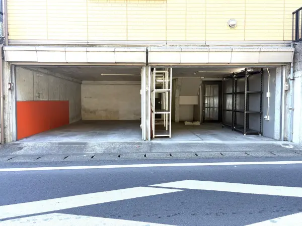 地下室（納戸）・ガレージ