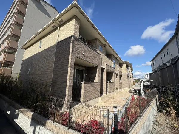 メゾン・デン１、メゾン・デン２