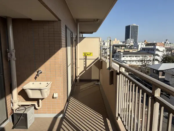 ヴィルヌーブガーデンズ綾瀬