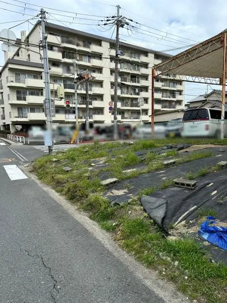 土地　摂津市香露園