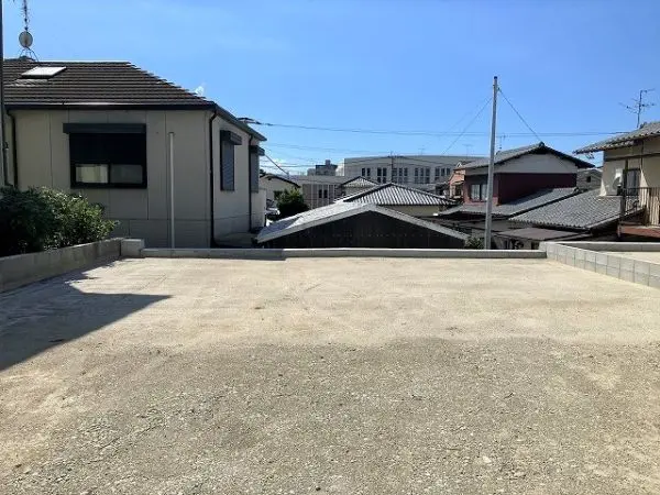 福岡市城南区長尾5丁目12番（2号地）