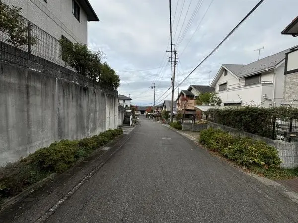 栗東市荒張字正林谷