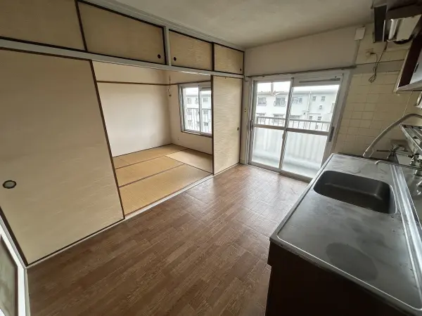 箕面如意谷住宅参号棟