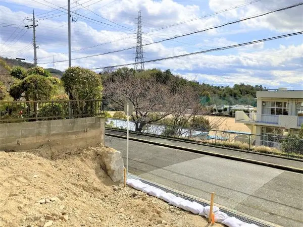 宝塚市中山五月台４丁目　土地