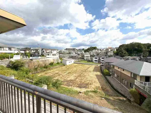 奈良市千代ヶ丘3丁目