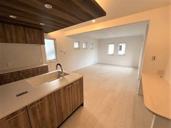 宝塚市中洲２丁目　戸建