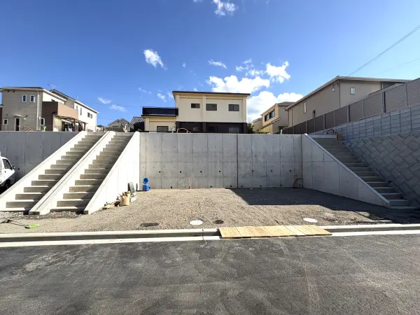 高槻市安岡寺町一丁目　5区画分譲地　1号地