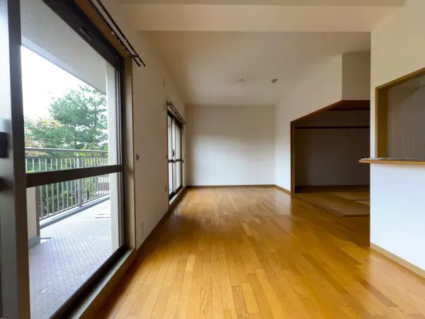 阪急日生ニュータウン花咲く丘の街A棟