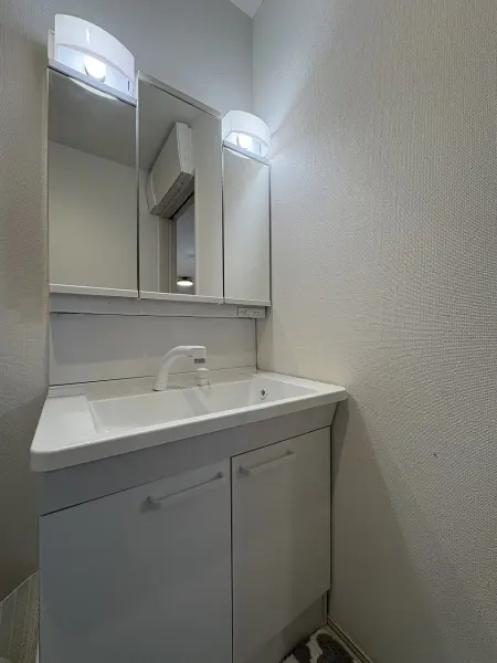 姫路市飾東町佐良和