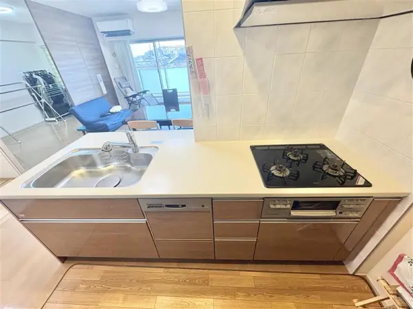 プレミスト徳重