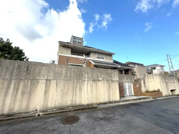 北葛城郡広陵町馬見北1丁目