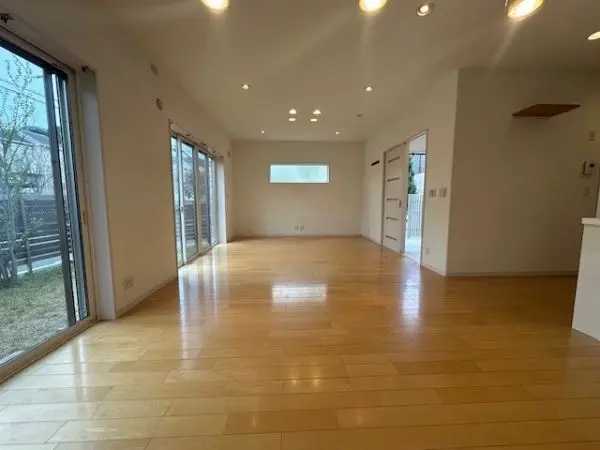 西宮市柏堂町　中古戸建