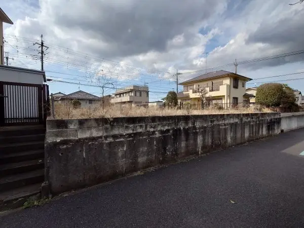 成田市中台六丁目　土地