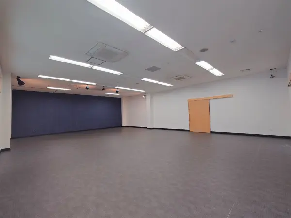 流山市おおたかの森西四丁目　店舗兼事務所