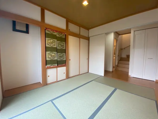 三木市緑が丘町東三丁目